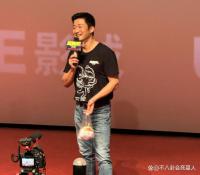 吳京新片將上映，明明是三百億影帝，卻給美國人作配