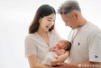 馬國賢曬全家福慶祝兒子滿月 回憶妻子生產過程充滿愛