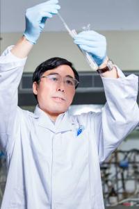卿鳳翎：服務國家重大需求，引領全球“有機氟”研究